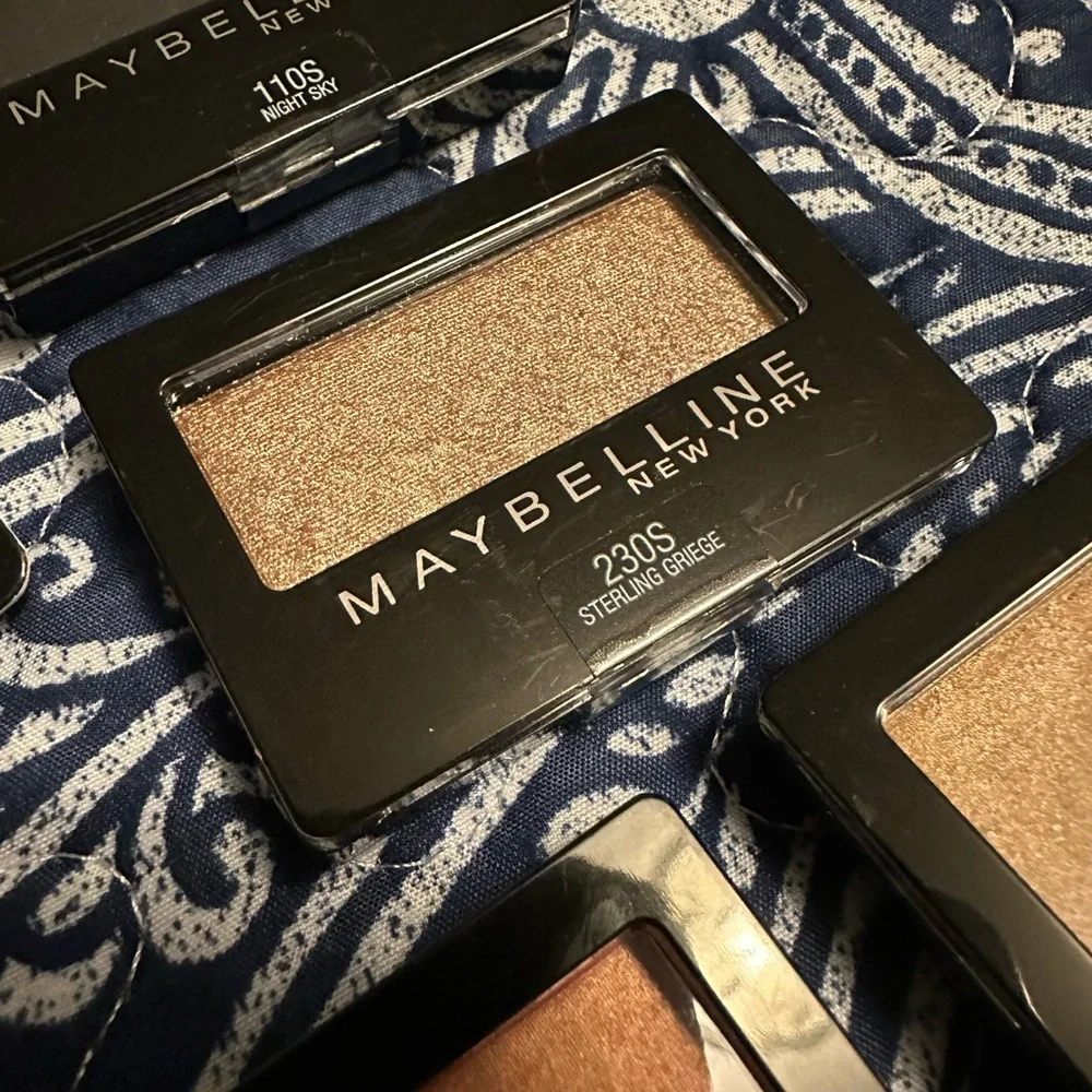 Maybelline Eye Shadow Bundle & More   Makeup Bundle #9 - Picture 4 of 10